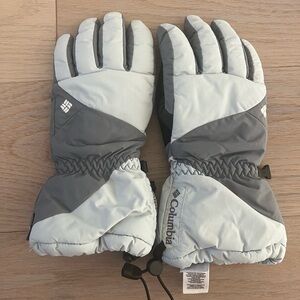 Columbia Gray and Light Blue Gloves
